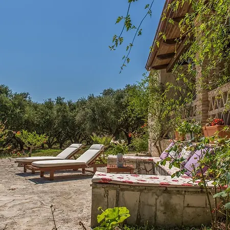 Hétvégi ház Kirstin In Dikopoulos Bioland, By Zantewize *